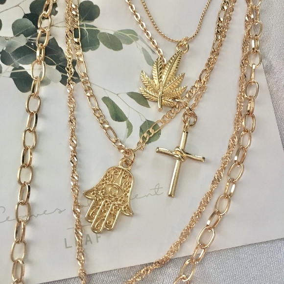 Layered 5 Pendent Heart Rose Cross Gold Necklace - Picture 6 of 8